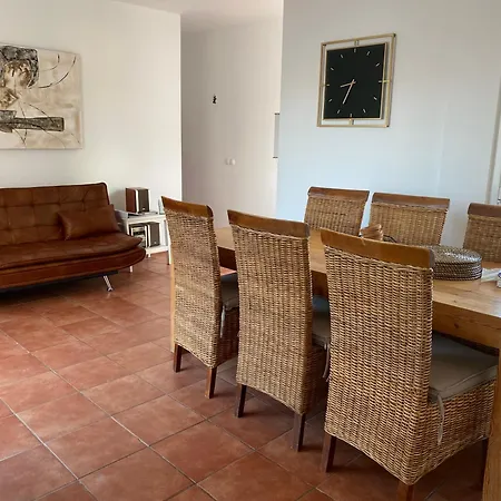 Beautiful Spacious In Vila Playa Blanca (Lanzarote)