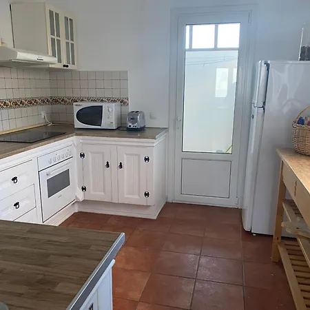 Beautiful Spacious In Playa Blanca (Lanzarote)